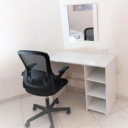 Apartamento 12 Con Dos Camas , A 200 Mts Del Vado Del Rio , Cerca Del Centro De Gobierno , Internet De Alta Velocidad 埃莫西约 外观 照片
