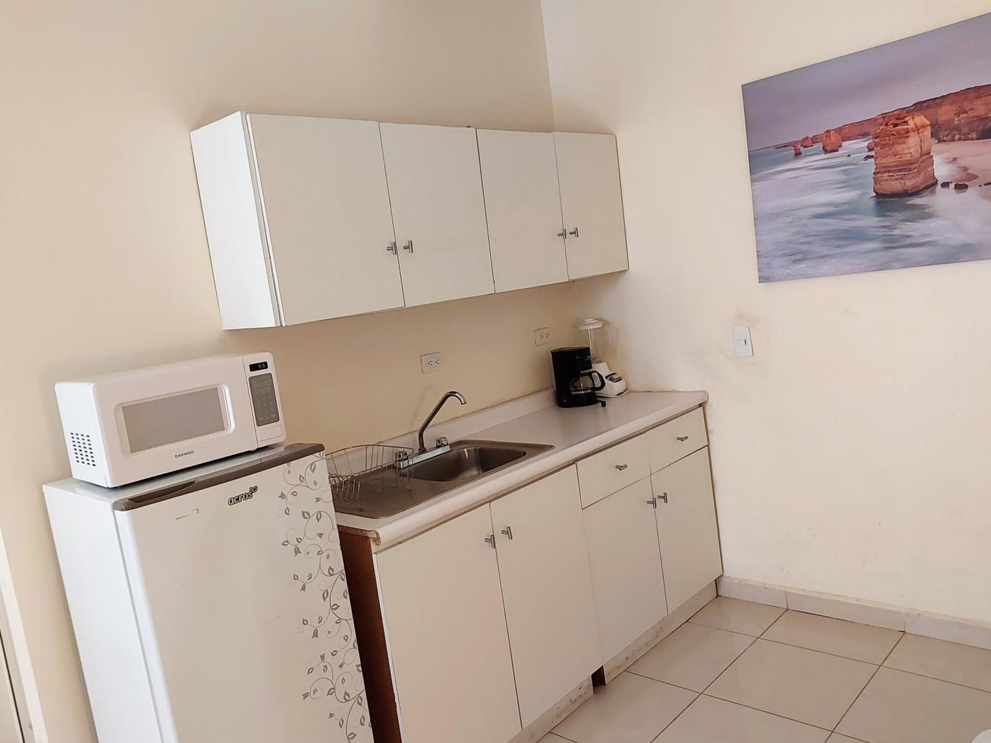 Apartamento 12 Con Dos Camas , A 200 Mts Del Vado Del Rio , Cerca Del Centro De Gobierno , Internet De Alta Velocidad 埃莫西约 外观 照片